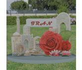 Outdoor Country-Themed Floral Stands Design